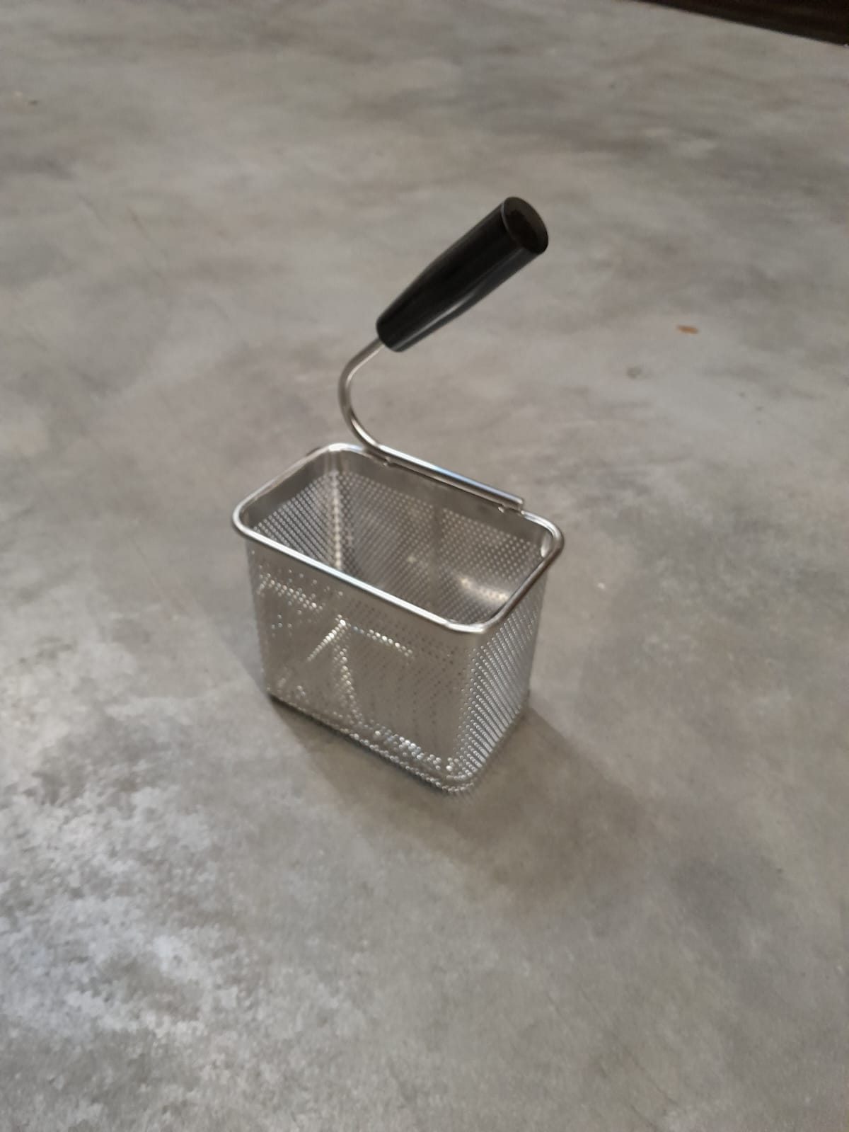 BASE 600 KORG PASTAKOK HÖGER