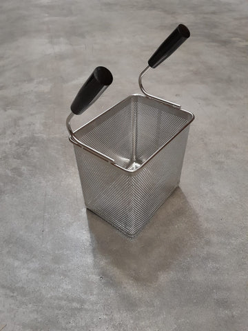 BASE 700 KORG PASTAKOKA